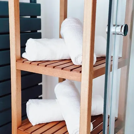 Sur - Sea, Sun, City-centre