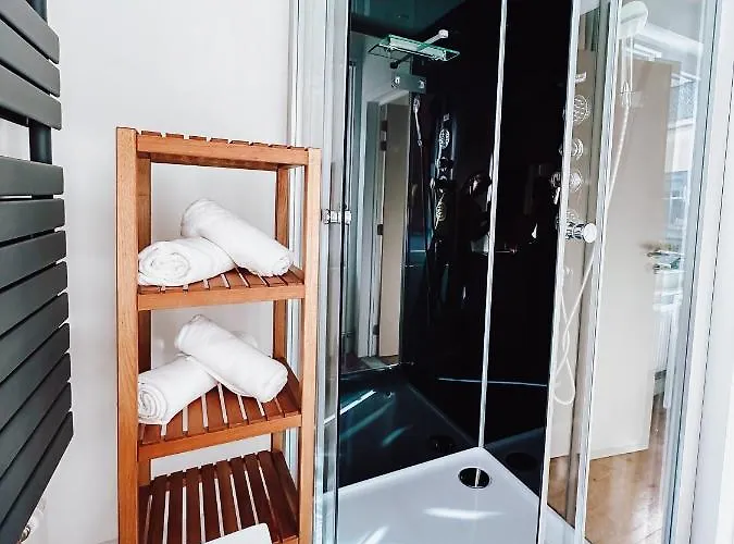 Sur - Sea, Sun, City-centre Appartement *