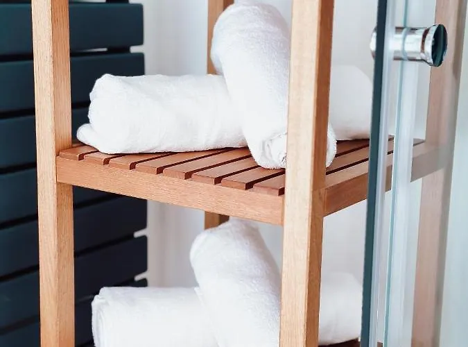 Sur - Sea, Sun, City-centre